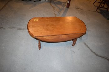 85  Oval Coffee Table