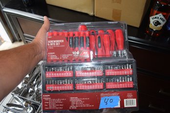 040  TOOL SET