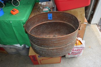 054  LARGE METAL BIN