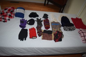 28  Winter Clothing, Hats, Gloves