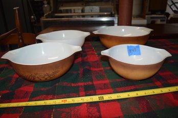 248  SET 4 PYREX BOWLS