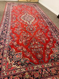 384 - LARGE KAZVIN RUG 10FT5 X 22 FT 10