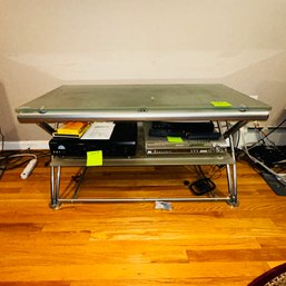 058 -  TV STAND