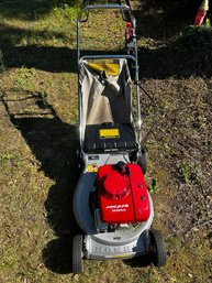 151 - Honda HR-215 Self-Propelled Push Mower - DOES NOT START - ISSUE UNKNOWN