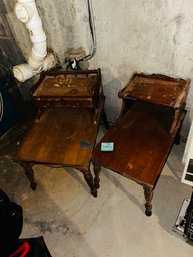 138 -  PAIR END TABLES
