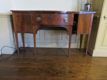 080 - BEAUTIFUL VINTAGE MAHOGANY SIDEBOARD/SERVER ENTRY TABLE