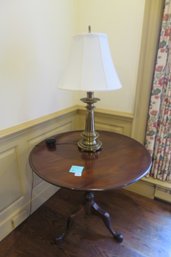 085 -  Round Table With Brass Lamp