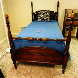 035 - TWIN SIZE BED
