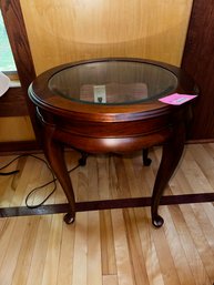 113 - ROUND SIDEEND TABLE