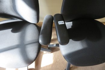 134 - OFFICE CHAIRS