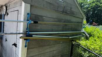 196 - POOL CLEANING TOOLS