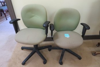 139 - TWO OFFICE CHAIRS