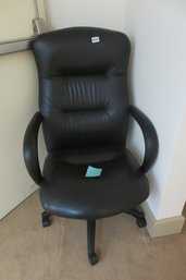 141 - ALMOST NEW OFFICE CHAIRS