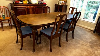 101 -SOLID WOOD BEAUTIFUL DINING ROOM TABLE WITH 6 CHAIRS