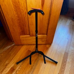 009 - GUITAR STAND