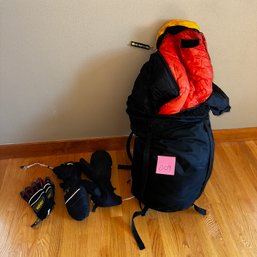 009 - HIKING  SUPPLIES AND SLEEPING BAG