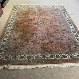 058 - BEAUTIFUL AREA RUG