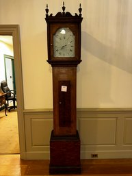 005 - GRANDFATHER CLOCK