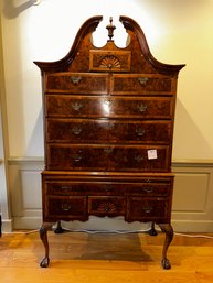 017 - BEAUTIFUL VINTAGE HIGHBOY