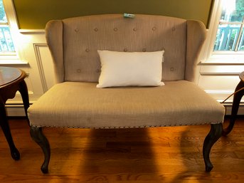 019 - TUFTED BENCH