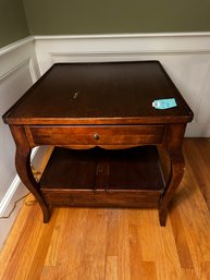 026 - SIDE TABLE