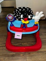 035 - DISNEY BABY WALKER