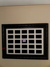 041 - WALL DECORATIVE FRAME