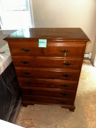 075 - DRESSER