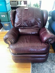 063 -  LEATHER RECLINER