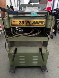 008 - GRIZZLY 20 ' THICKNESS PLANER G1033