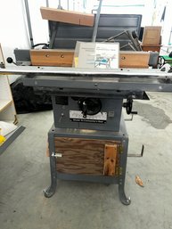 009 - ROCKWELL 10'  CONTRACTOR TABLE SAW