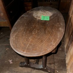 109 - OVAL SIDE TABLE - (Attic)