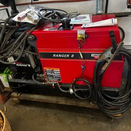 067 - LINCOLN RANGER 8 WELDER / GENERATOR   304 HRS