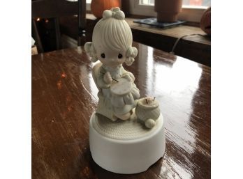 Precious Moments 'Mother Sew Dear' Musical Figure