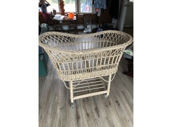 Vintage Natural Wicker Bassinet