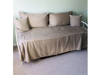 Day Bed With White Frame