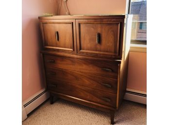 Vintage Mid-century Dresser Chest