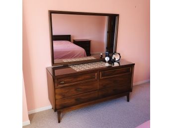 Vintage Mid-Century Dresser With Mirror