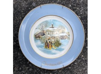 Avon Christmas 1977 Collector Plate