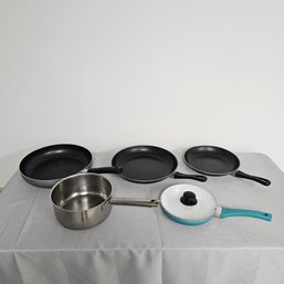 One Pot And Variety Of Frying Pans Lot