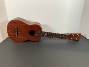 Kamaka 4 String Ukulele (Late 60's)