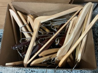 Box Lot Wood Hangers