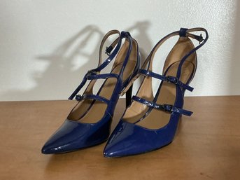 Womens Banana Republic Shoes - Size 6