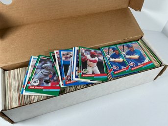 Box Lot 600 Baseball Cards - 80's-2000's (Lot 33)