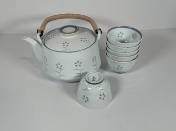 Vintage Japanese Tea Pot & Cups