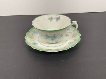 WH Grindley & Co China Cup & Saucers