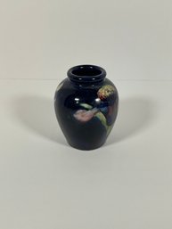 Sm English Porcelain Vase - 3 1/2'