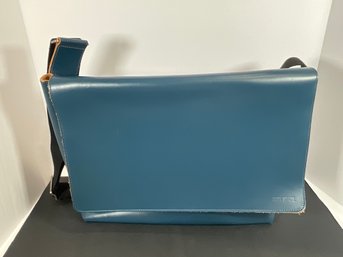 Jack Spade Leather Messenger Bag - (DM)