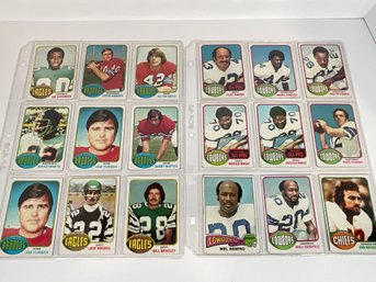 (18) 1975 Topps Football Cards - Lot 4