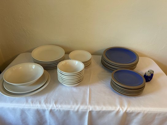 Tableware With Blue Salt And Pepper Shakers And Stoneware Set
